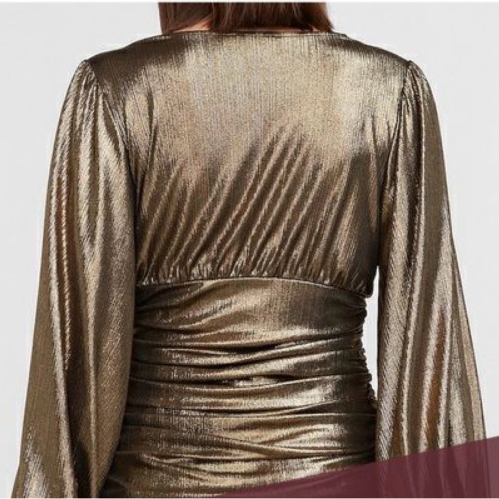 NWT EXPRESS Ribbed Gold Metallic Ruched Top - Picture 4 of 11